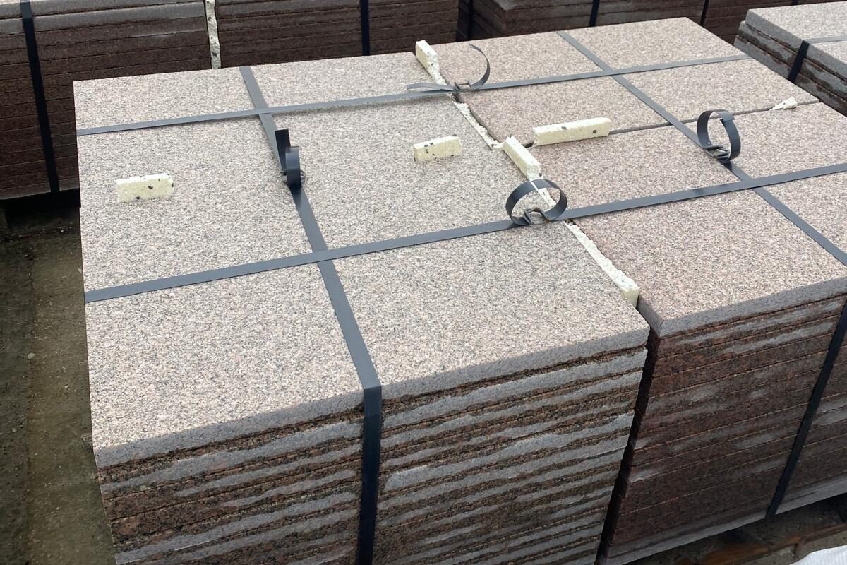 Płytka Bohus brązowy 60x40x3cm płomieniowana