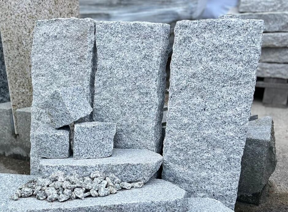 palisada granitowa jasnoszara  6/20/100 surowo obijana